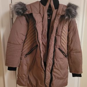 NOIZE brand cruelty free puffer jacket. Size M.